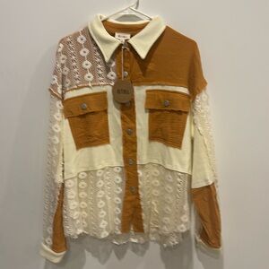 NWT- size Medium tan and cream women’s shirt